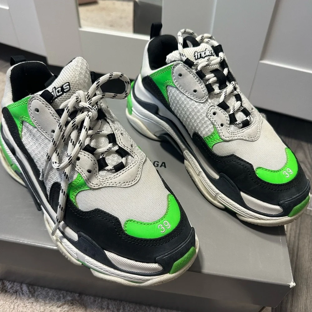 Balenciaga Triple S Sneaker EU39 - Picture 4 of 8